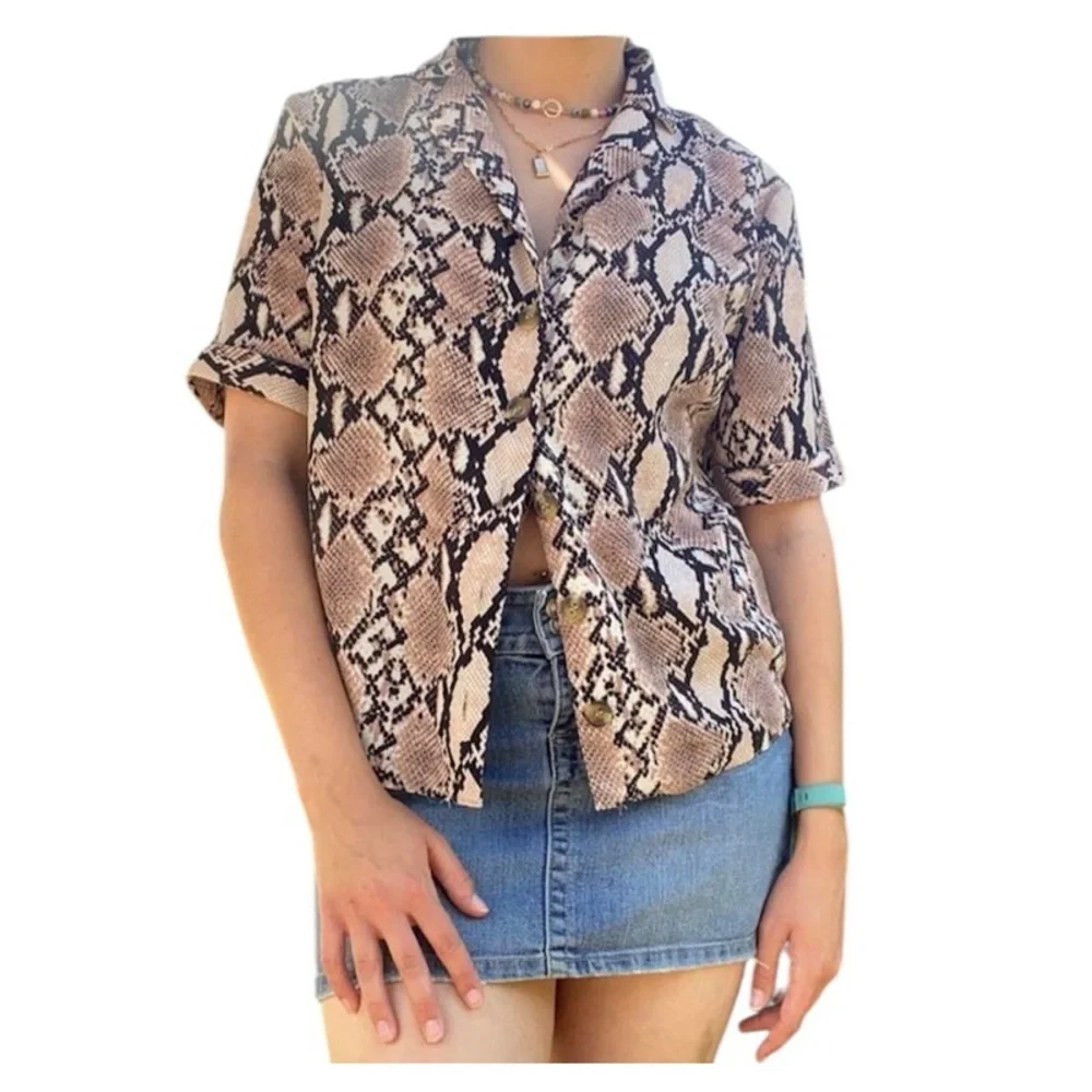 Flash Sale Love & Other Things Blouse Snake Print Short Sleeve Blouse Size XS
